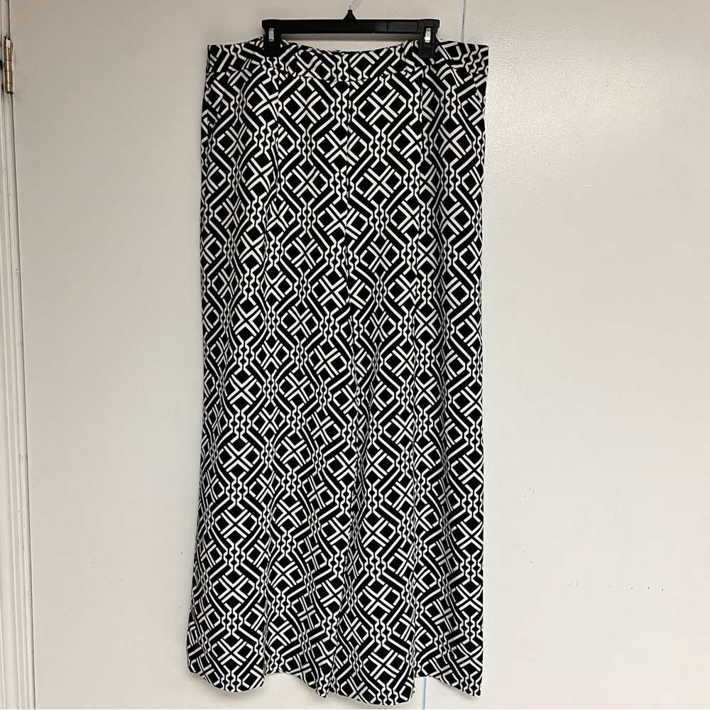 Geo print Pull on Palazzo pants, NY&C, NWT, size XXL